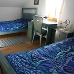 Semesterbostad Zidanica Ravbar Ursna Sela